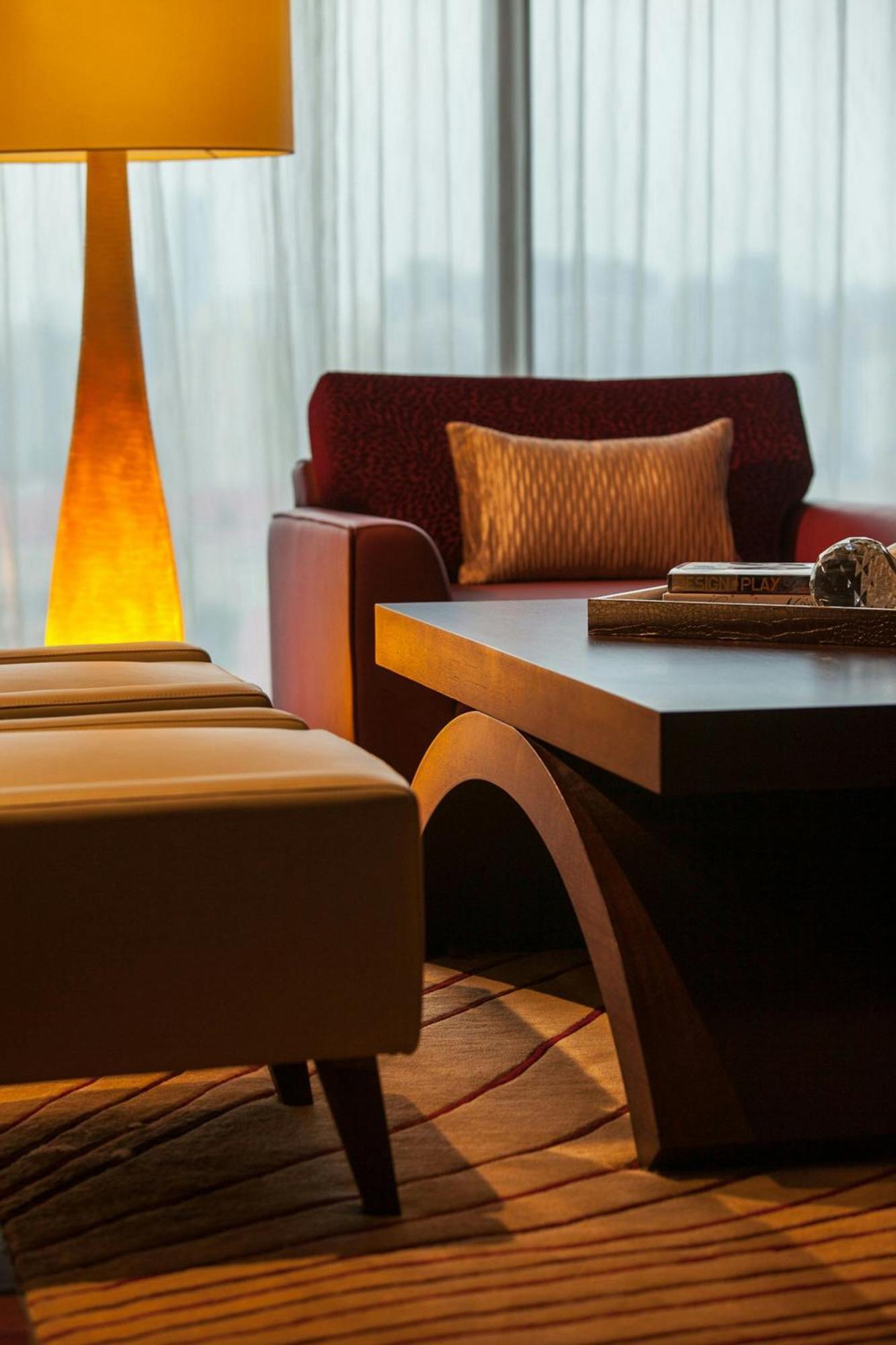 Renaissance Shanghai Putuo Hotel Bagian luar foto